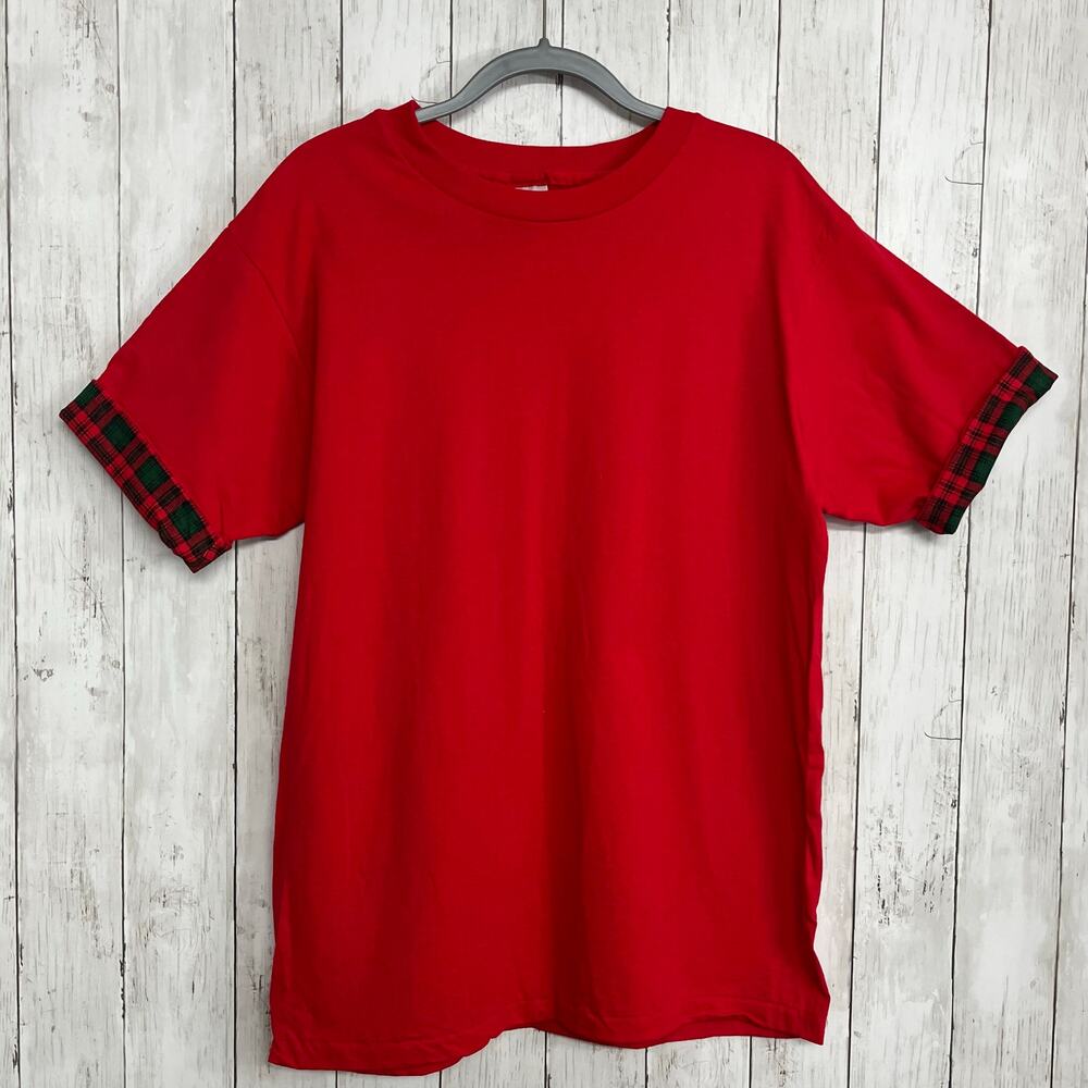 Vintage L.A. Sportswear Red Holiday Short Sleeve Plaid Unisex Christmas T-Shirt